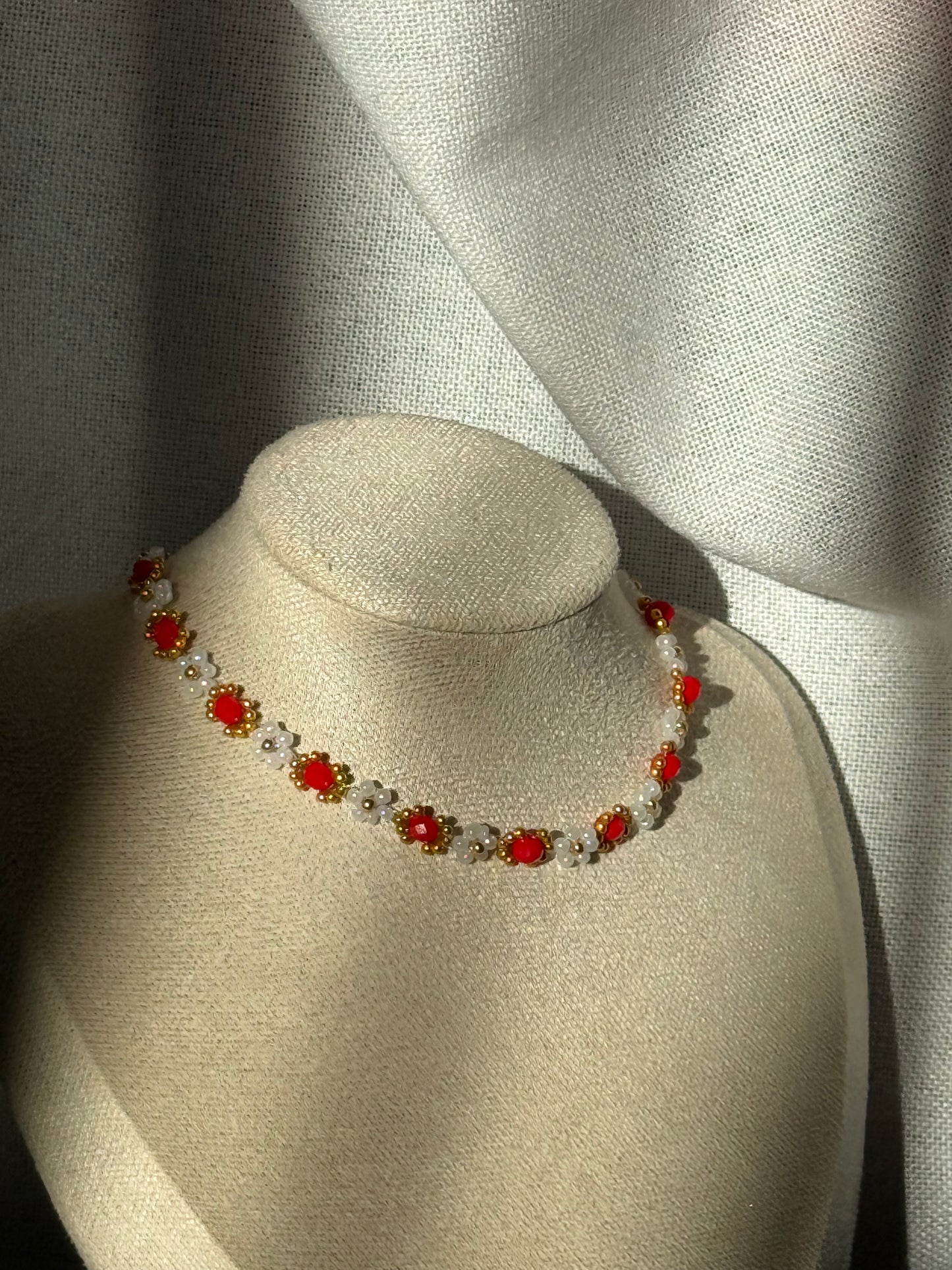 Red lotus necklace