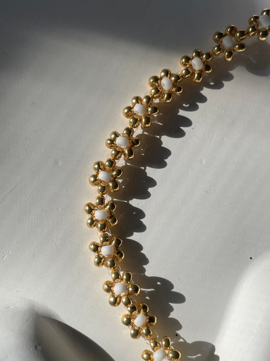 Daisy gold bracelet