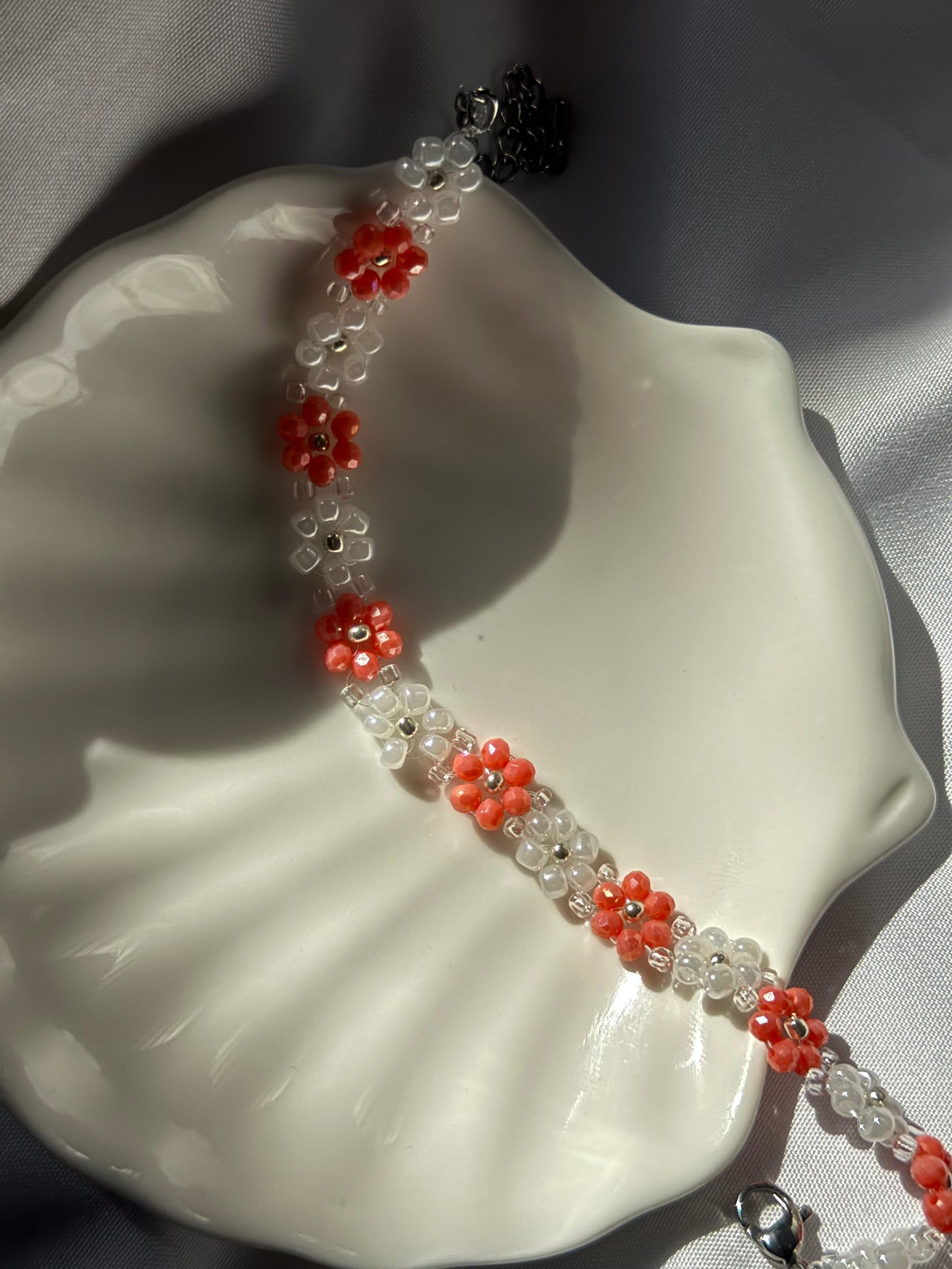 Daisy orange bracelet