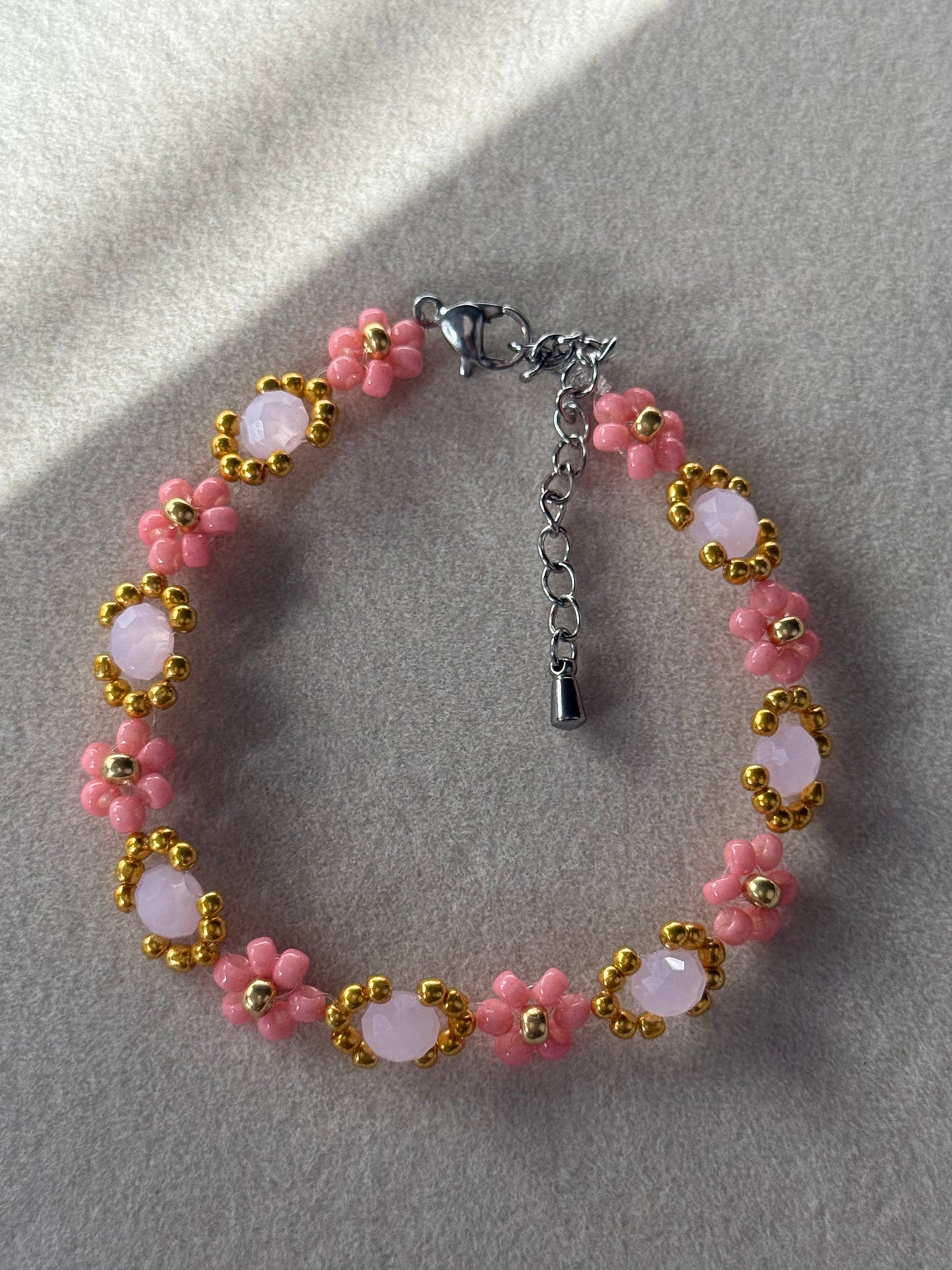 Lotus bracelet (red,white,pink)