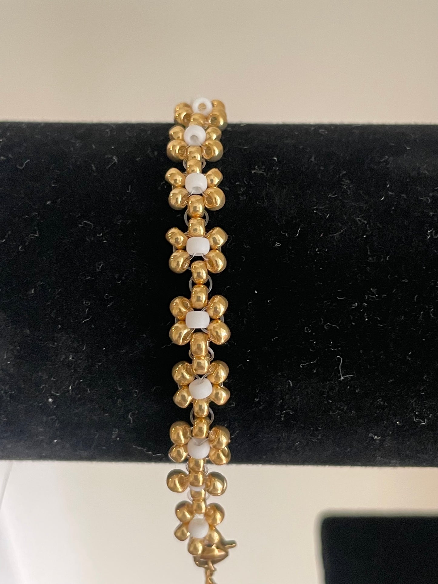 Daisy gold bracelet